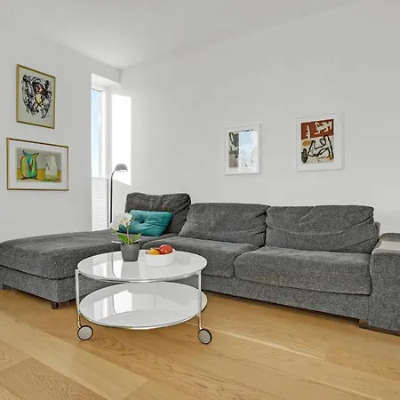 アパート 2 Bedroom Lovely In Nimtofte